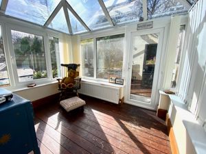 Conservatory / Sun Room- click for photo gallery